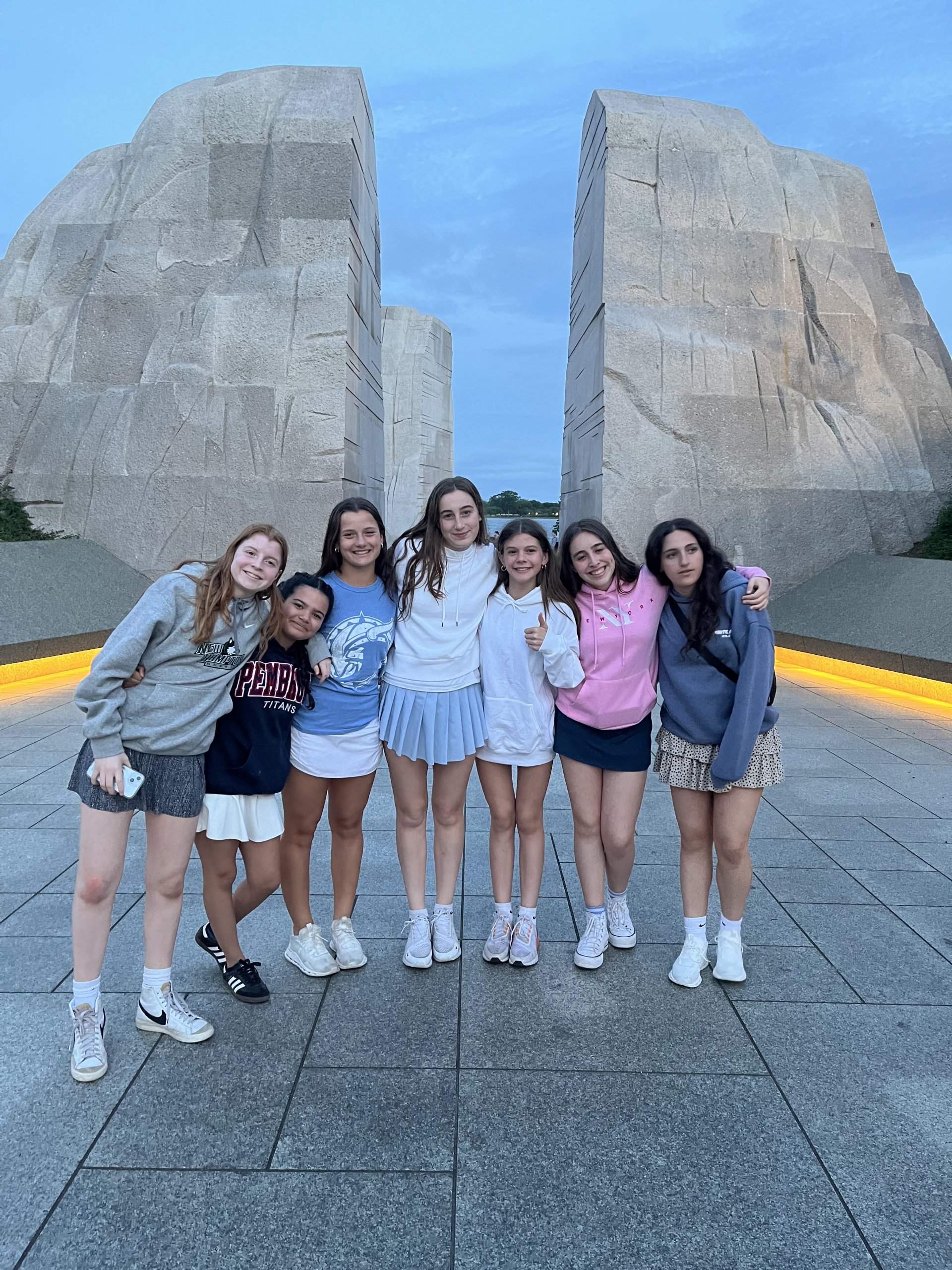 Landmark 8th graders visit MLK Monument