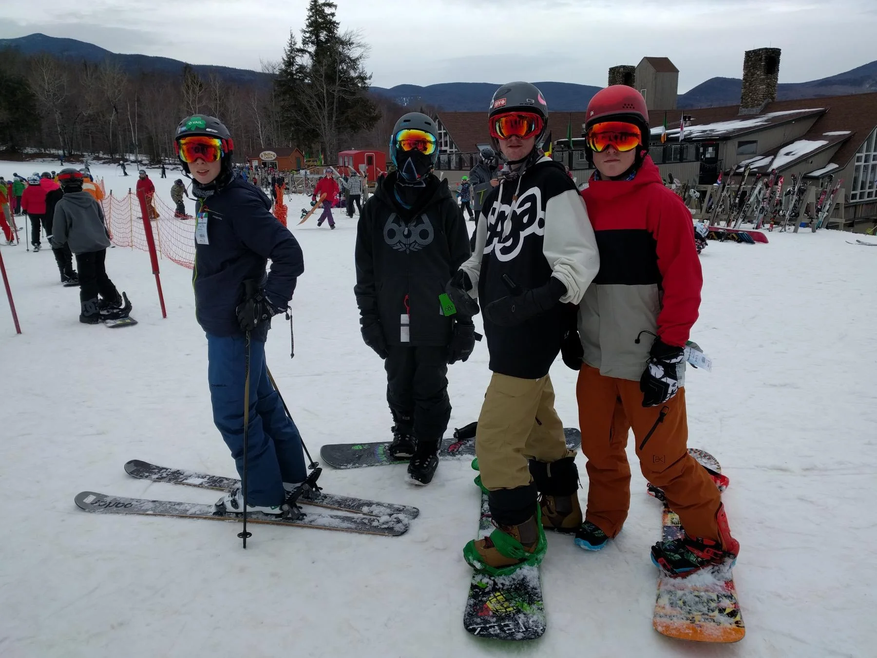 Ski Club students skiing
