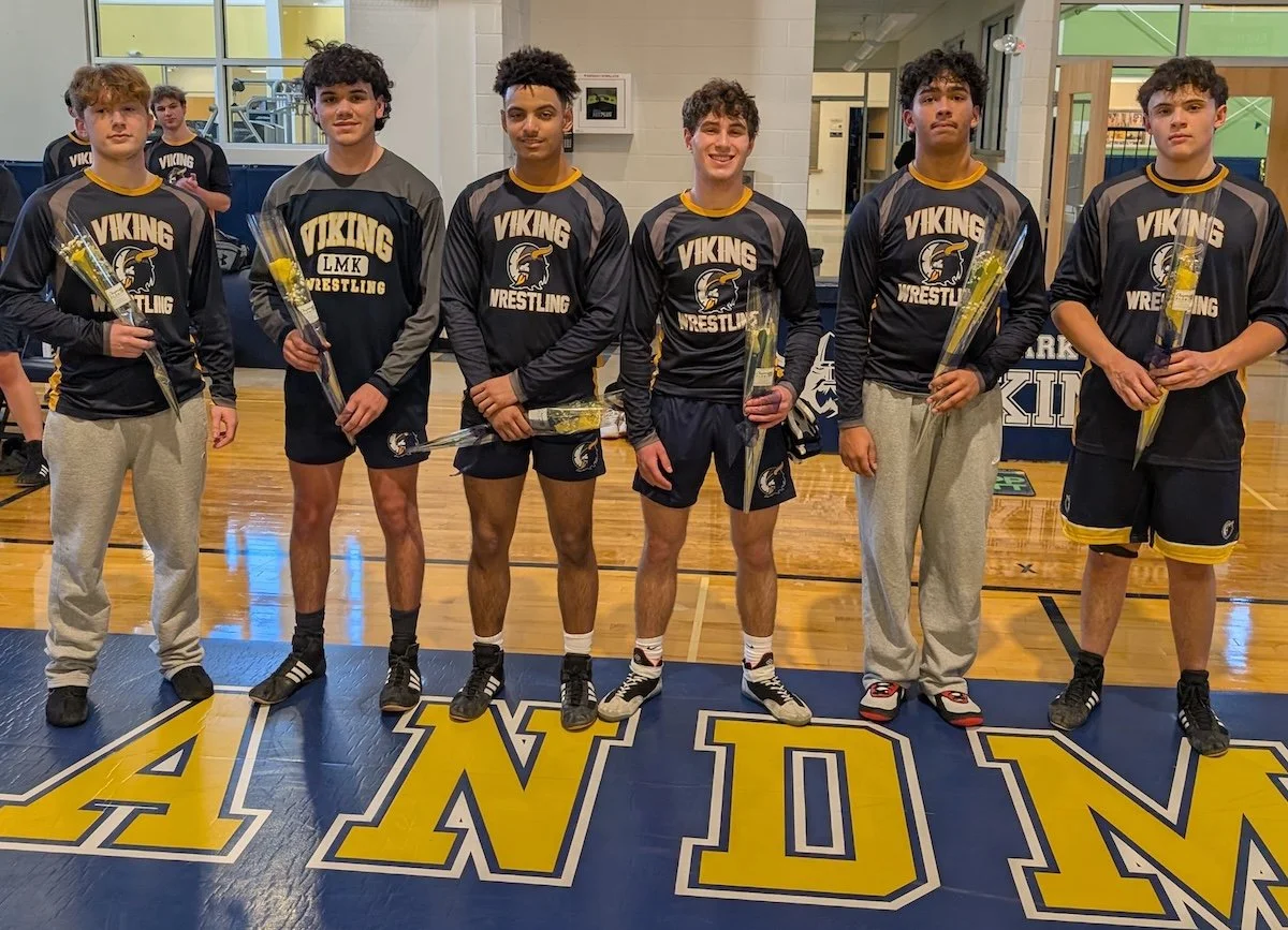 senior wrestling team